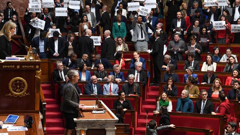 Annonce de l'utilisation de l'article 49 alinéa 3 de la Constitution par Élisabeth Borne devant l'Assemblée nationale le 16 mars 2023