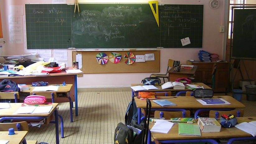 Salle de classe dans une école primaire française